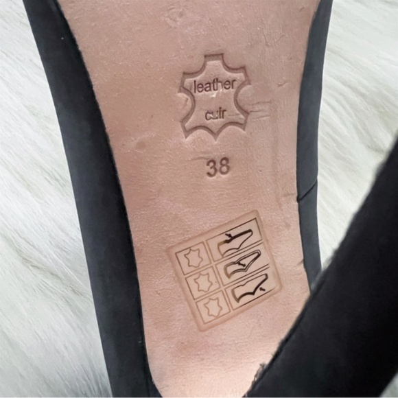 Mellow Yellow Paris Navy Suede Heels size 38 / 7.5 - Picture 7 of 7